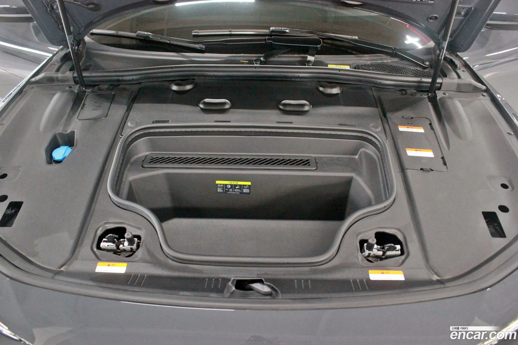 Audi A6 e-tron 2025 — 10