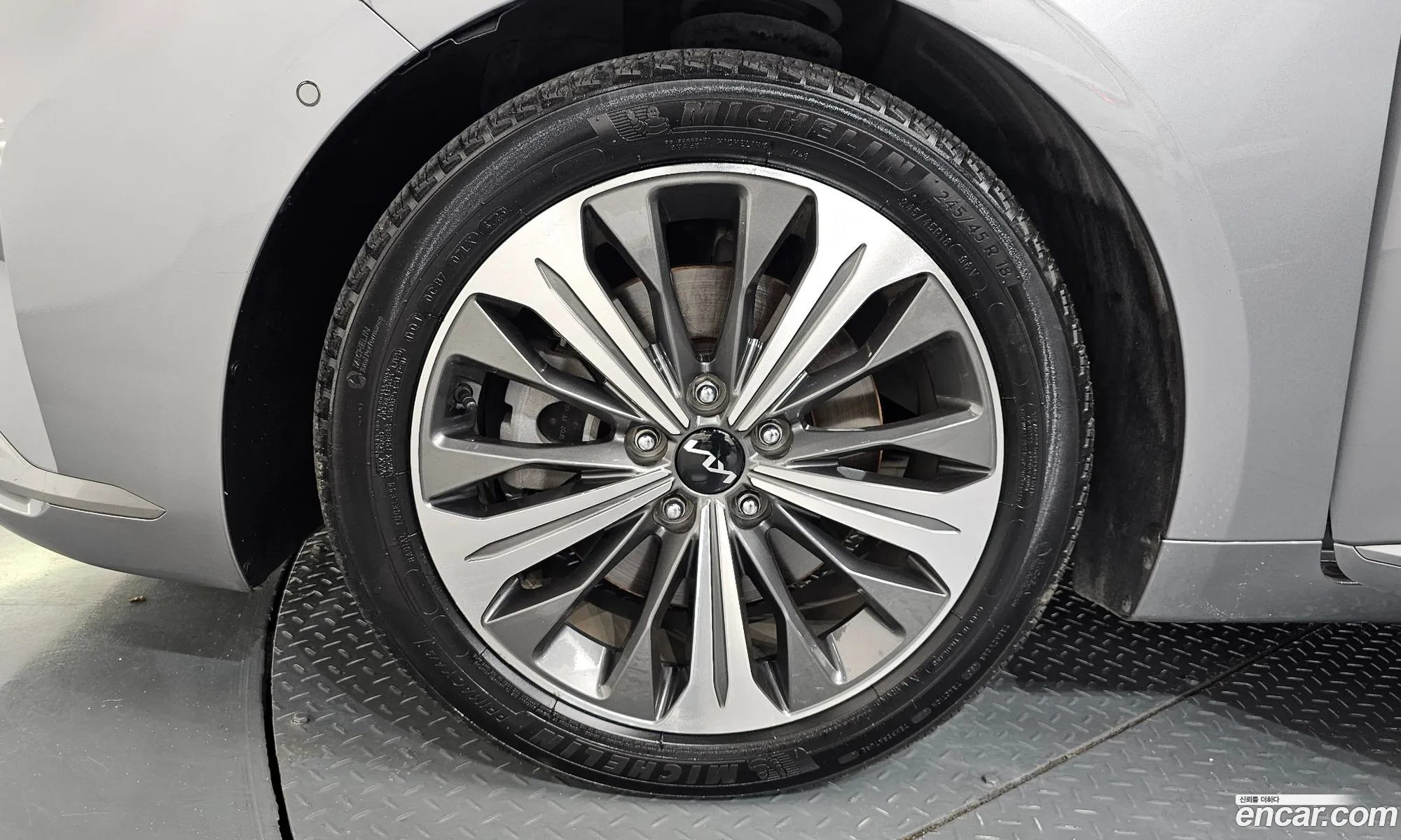Kia K8 2021 — 4