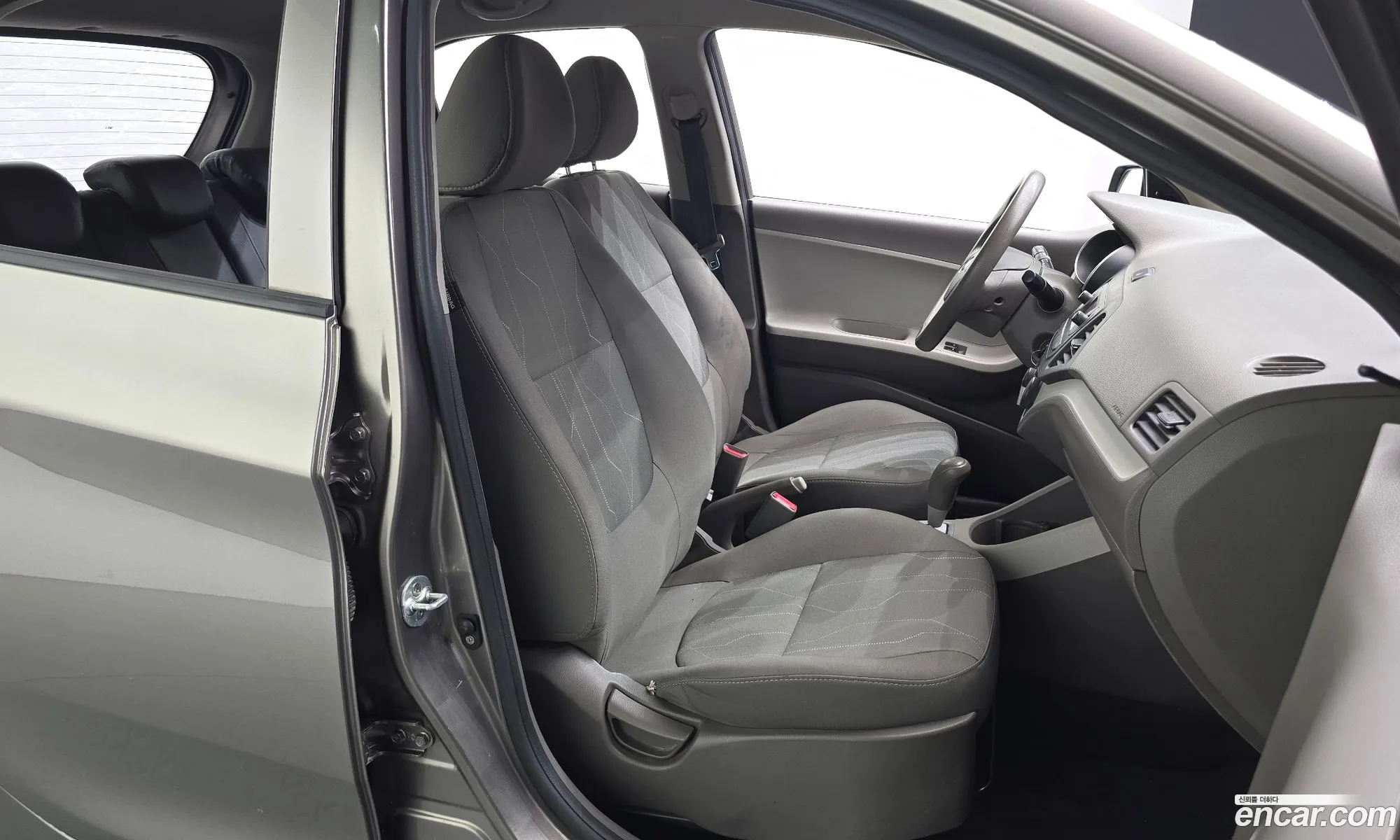 Kia Morning 2016 — 8