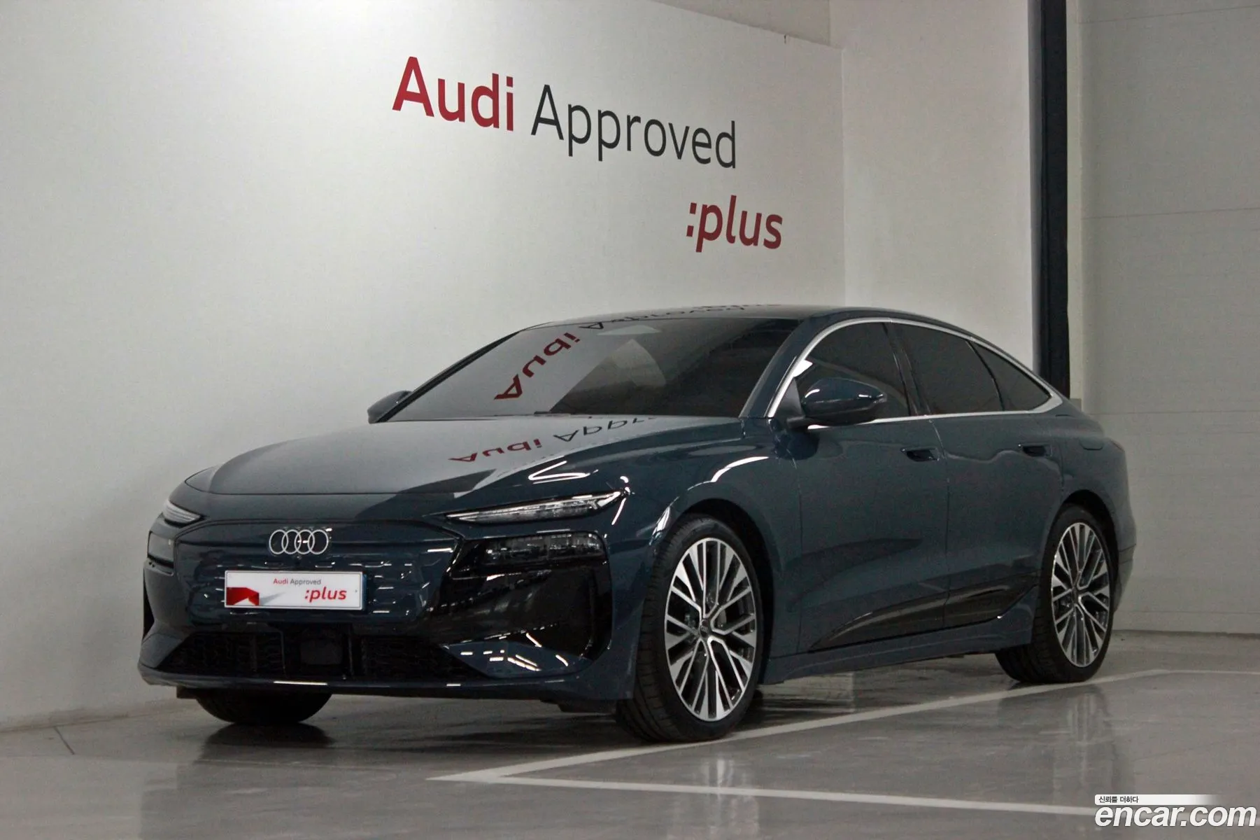 Audi A6 e-tron 2025 — 12