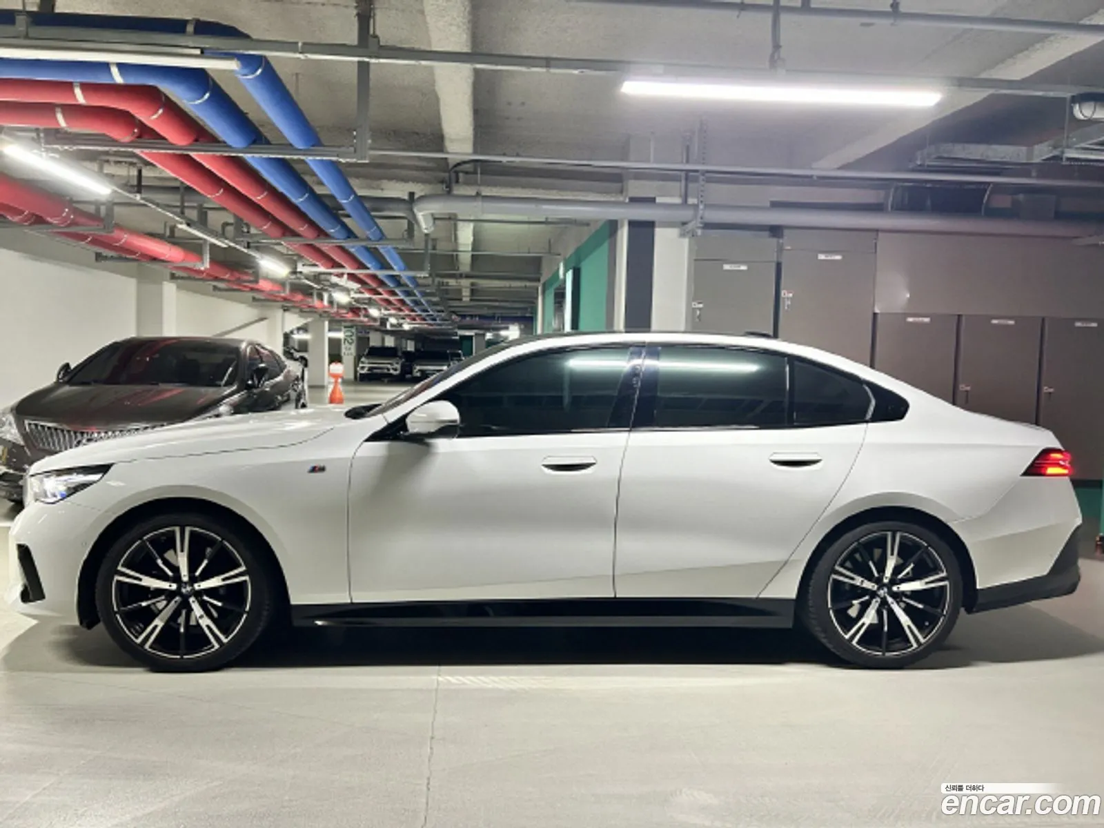 BMW 5 Series 2024 — 2