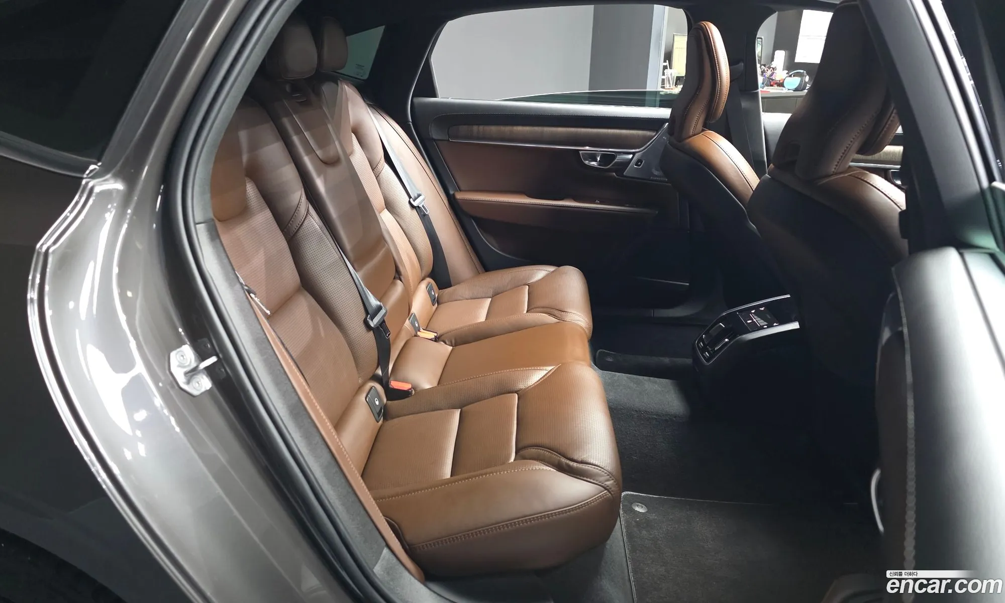 Volvo S90 2021 LVYPT062CNP256985 — 26