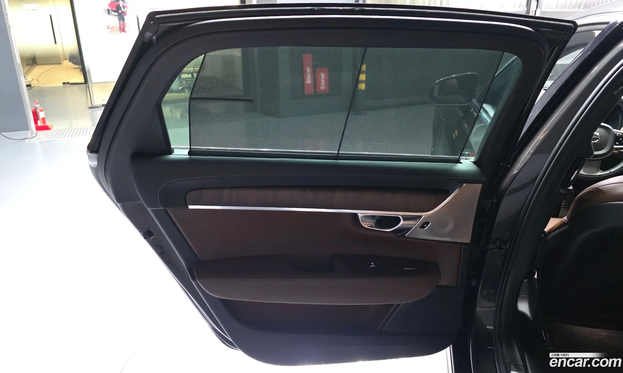 Volvo S90 2021 LVYPT062CNP256985 — 29