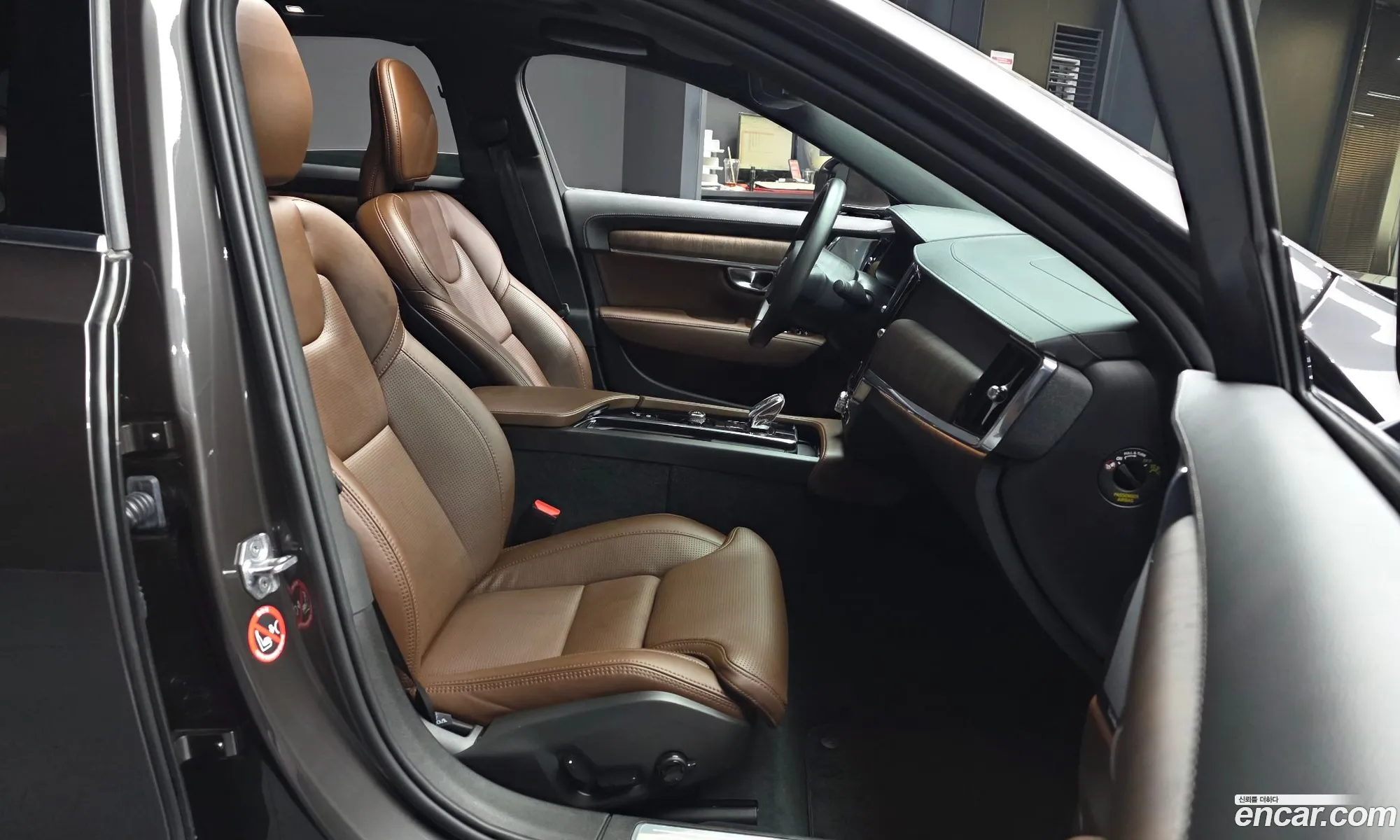 Volvo S90 2021 LVYPT062CNP256985 — 11