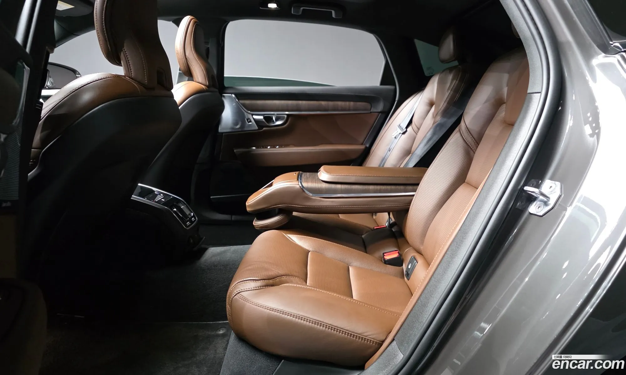 Volvo S90 2021 LVYPT062CNP256985 — 6