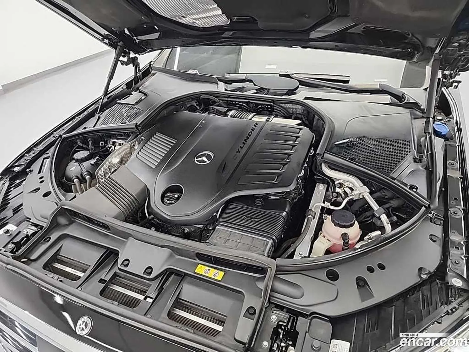 Mercedes-Benz S-Class W223 2022 — 13