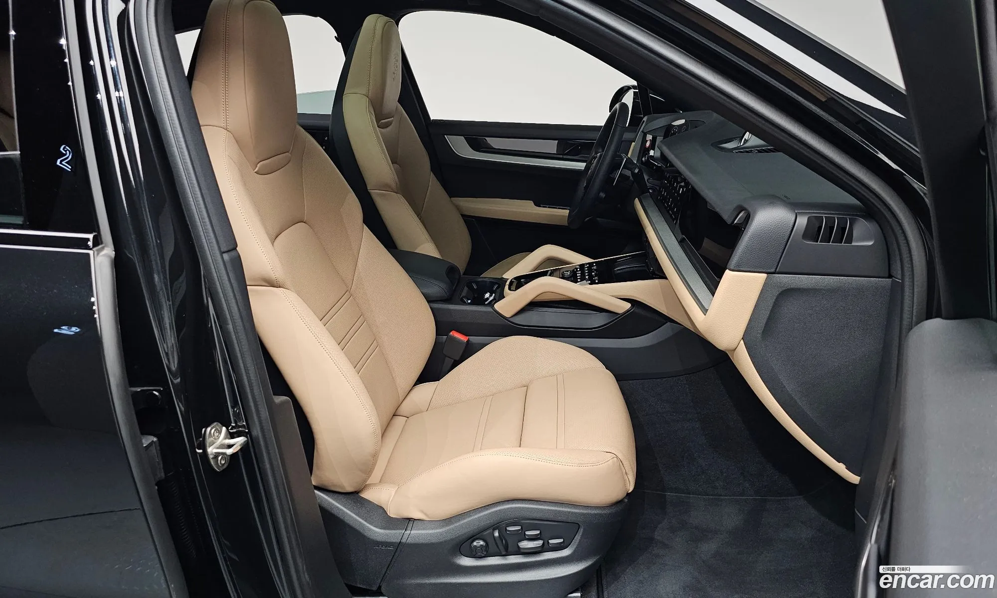 Porsche Cayenne 2025 WP1BA29Y2SDA55392 — 2