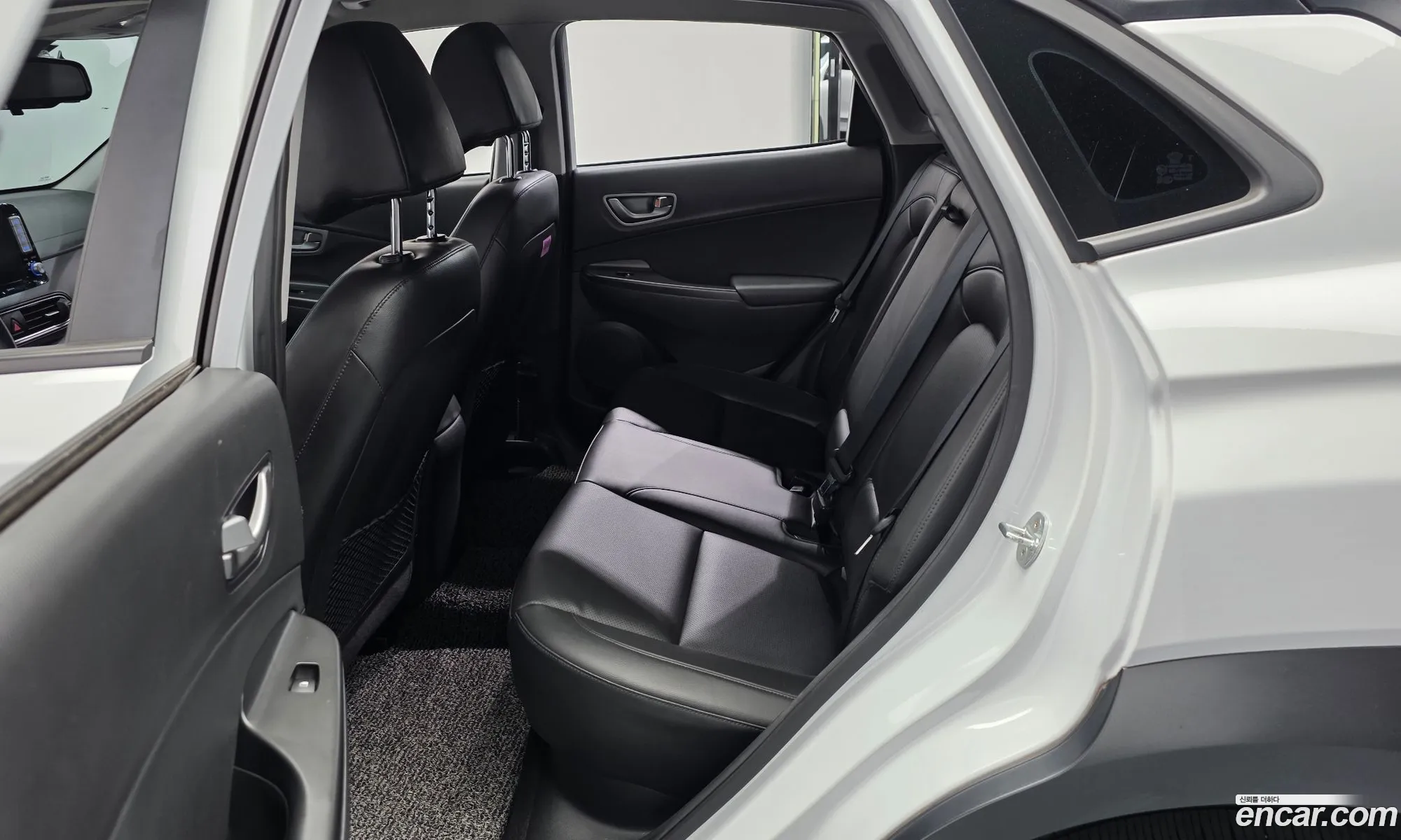 Hyundai Kona Electric 2020 — 28