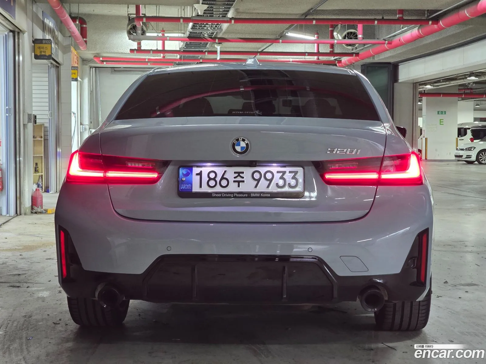 BMW 3 Series 2023 — 11