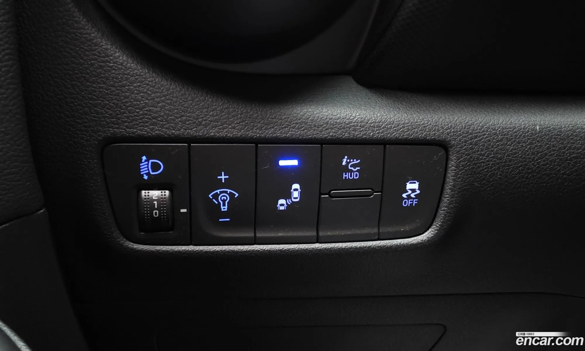 Hyundai Kona 2018 — 17