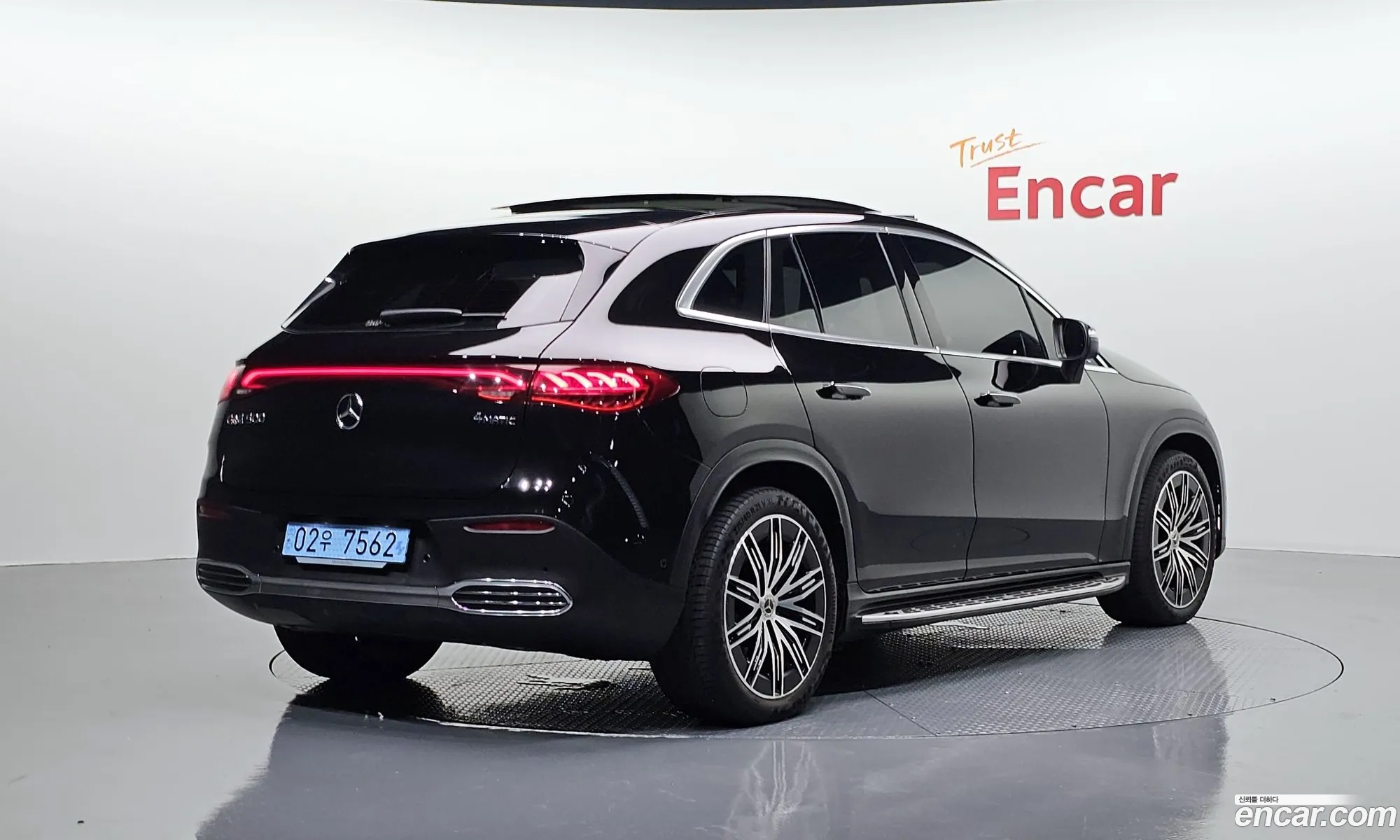 Mercedes-Benz EQE SUV X294 2023 — 5