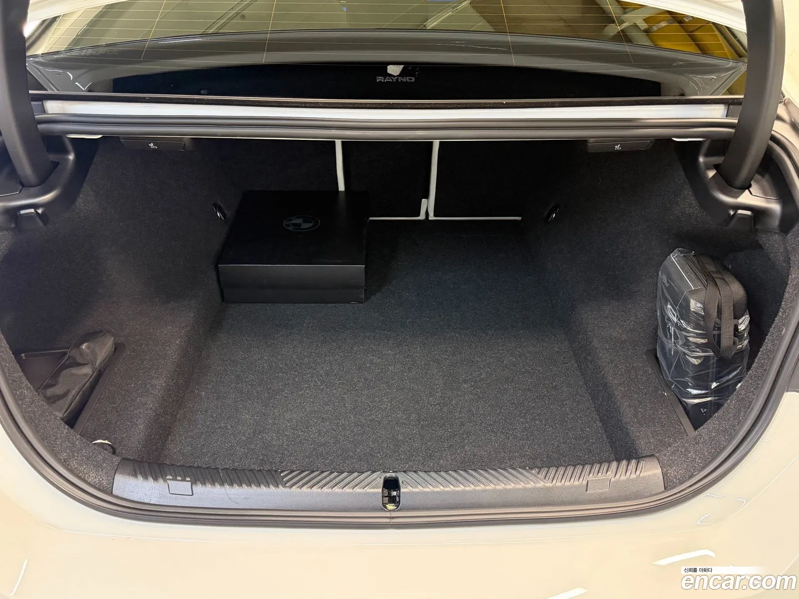BMW 5 Series 2025 — 9