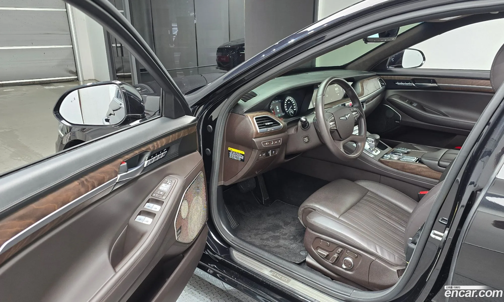 Genesis G90 2020 — 22