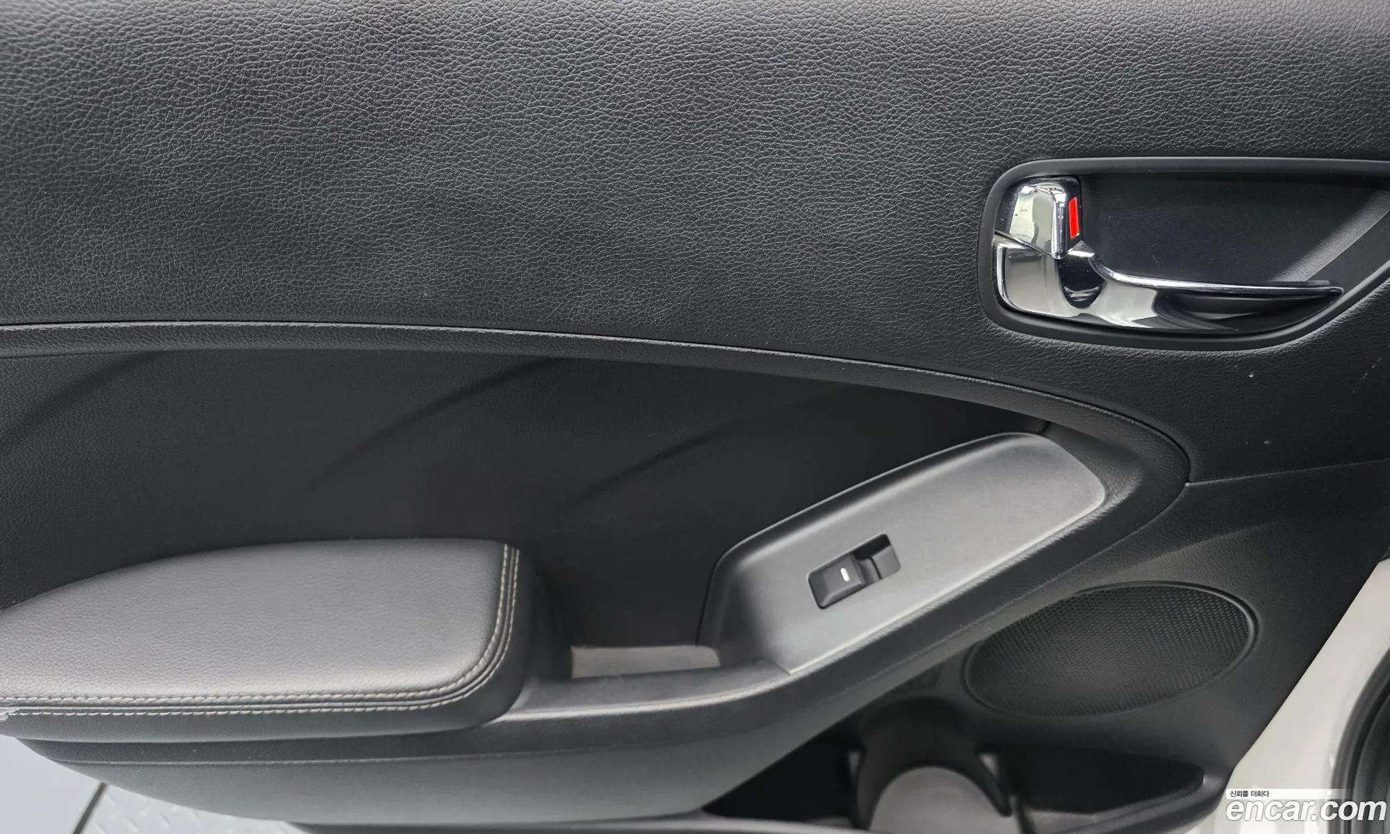 Kia K3 2012 — 19