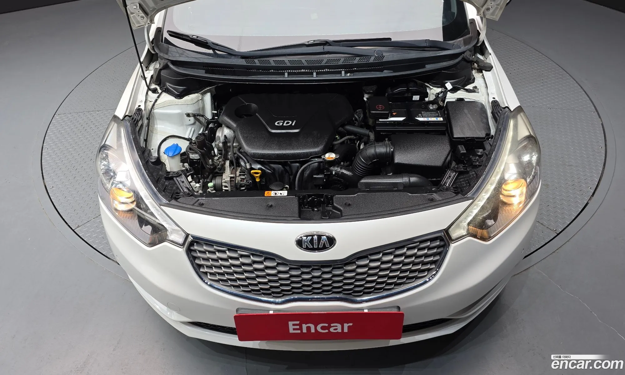 Kia K3 2012 — 24