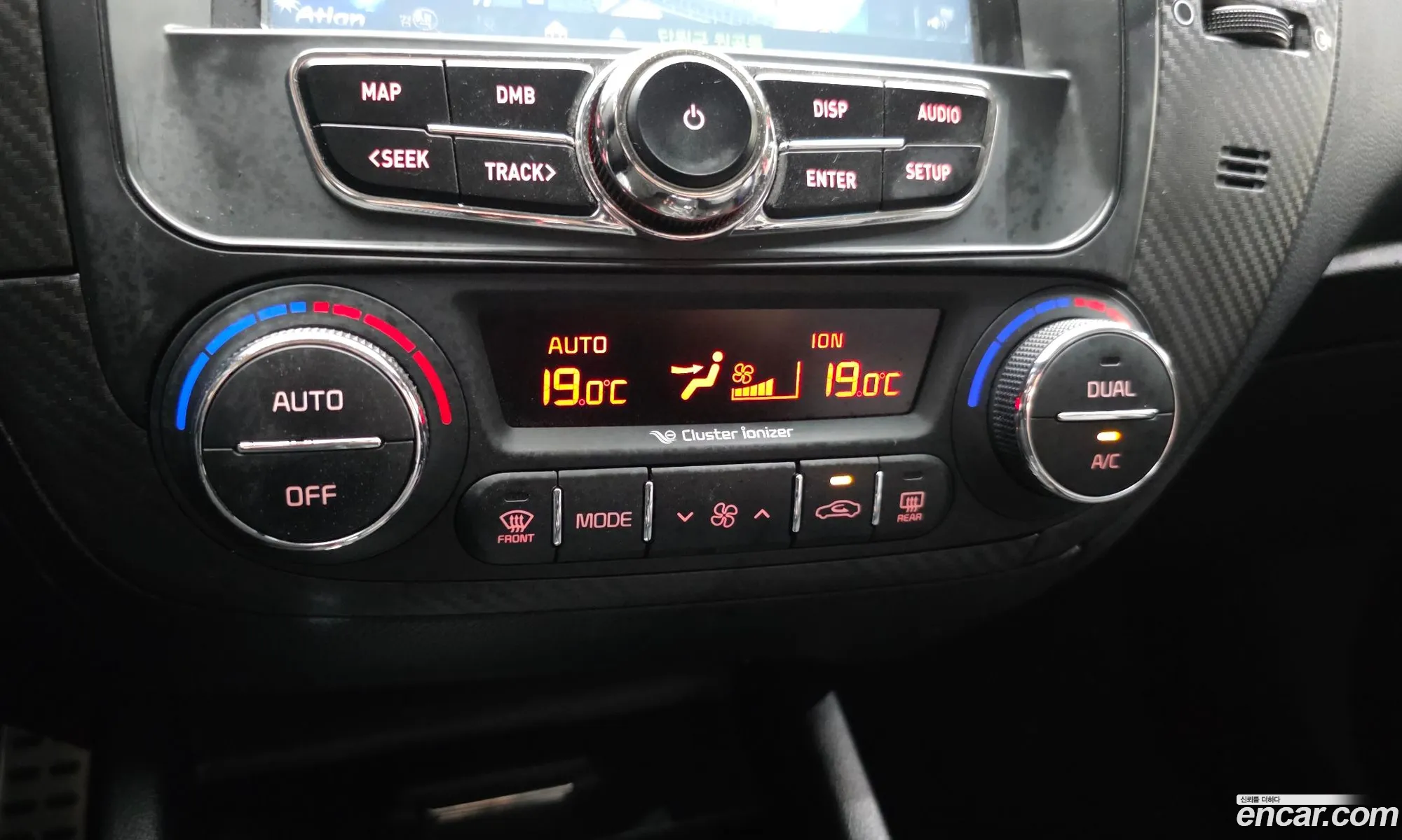 Kia K3 2012 — 30