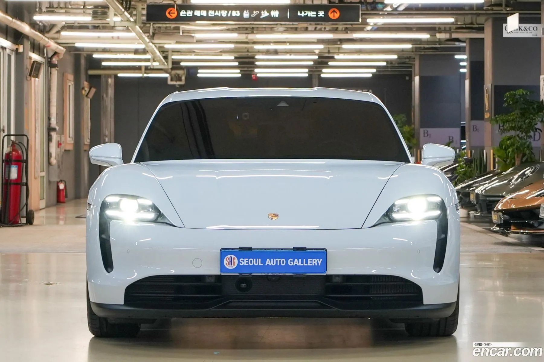 Porsche Taycan 2022 — 10