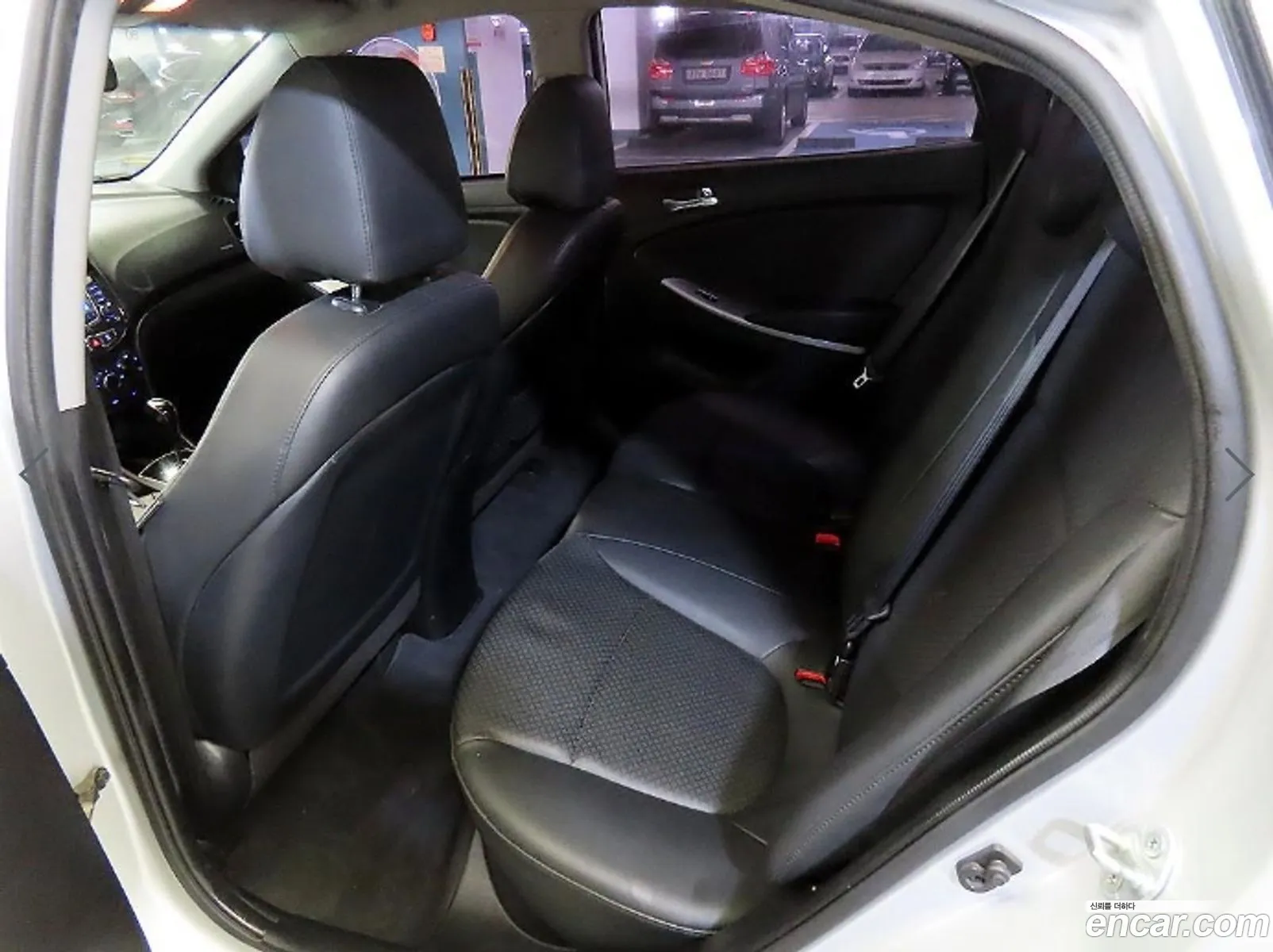 Hyundai Accent 2014 — 10