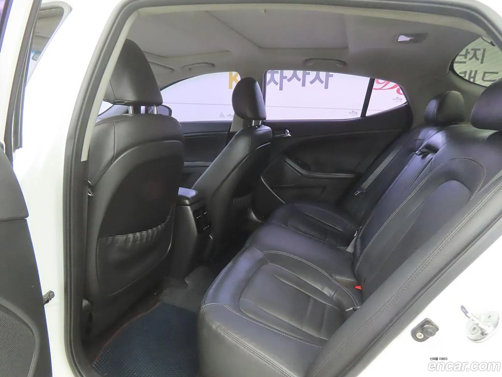 Kia K5 Hybrid 2013 — 16