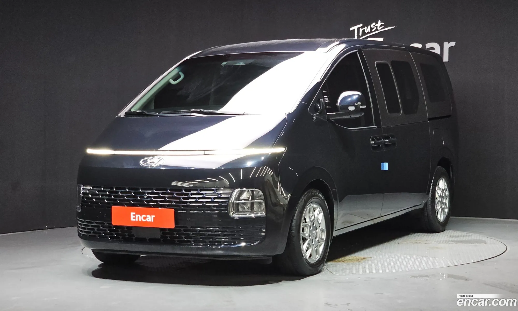 Hyundai Staria 2023 — 14