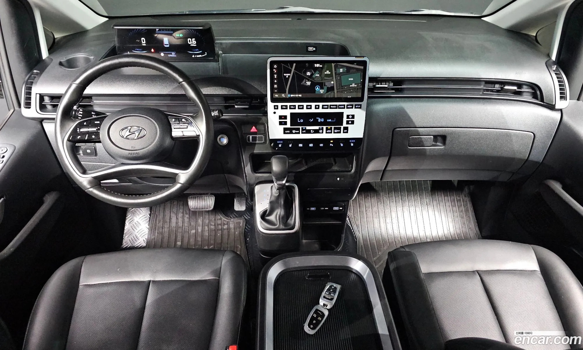 Hyundai Staria 2023 — 6