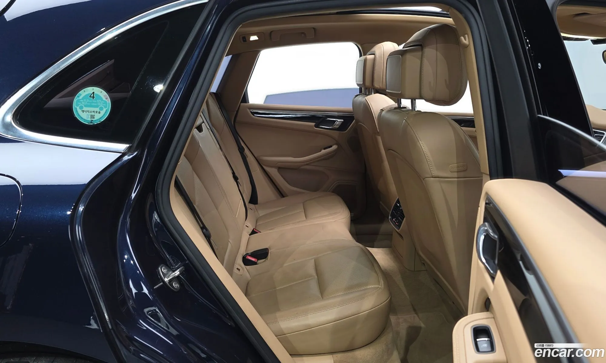 Porsche Macan 2016 WP1AD2953HLB70252 — 9
