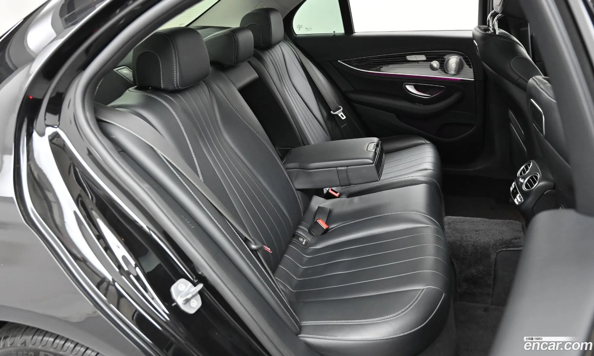 Mercedes-Benz E-Class W213 2018 — 19
