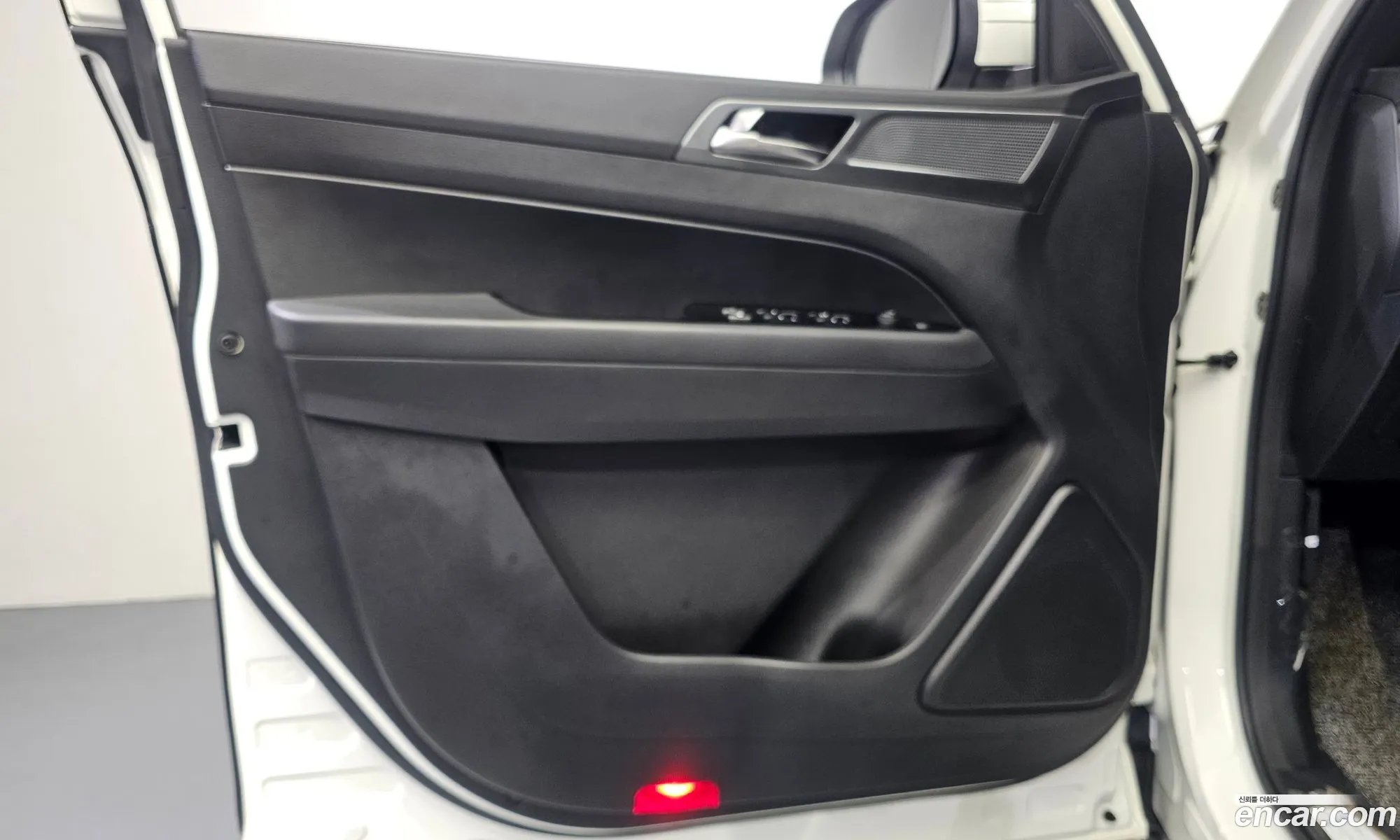 KG Mobility (SsangYong) Rexton Sports 2024 — 18