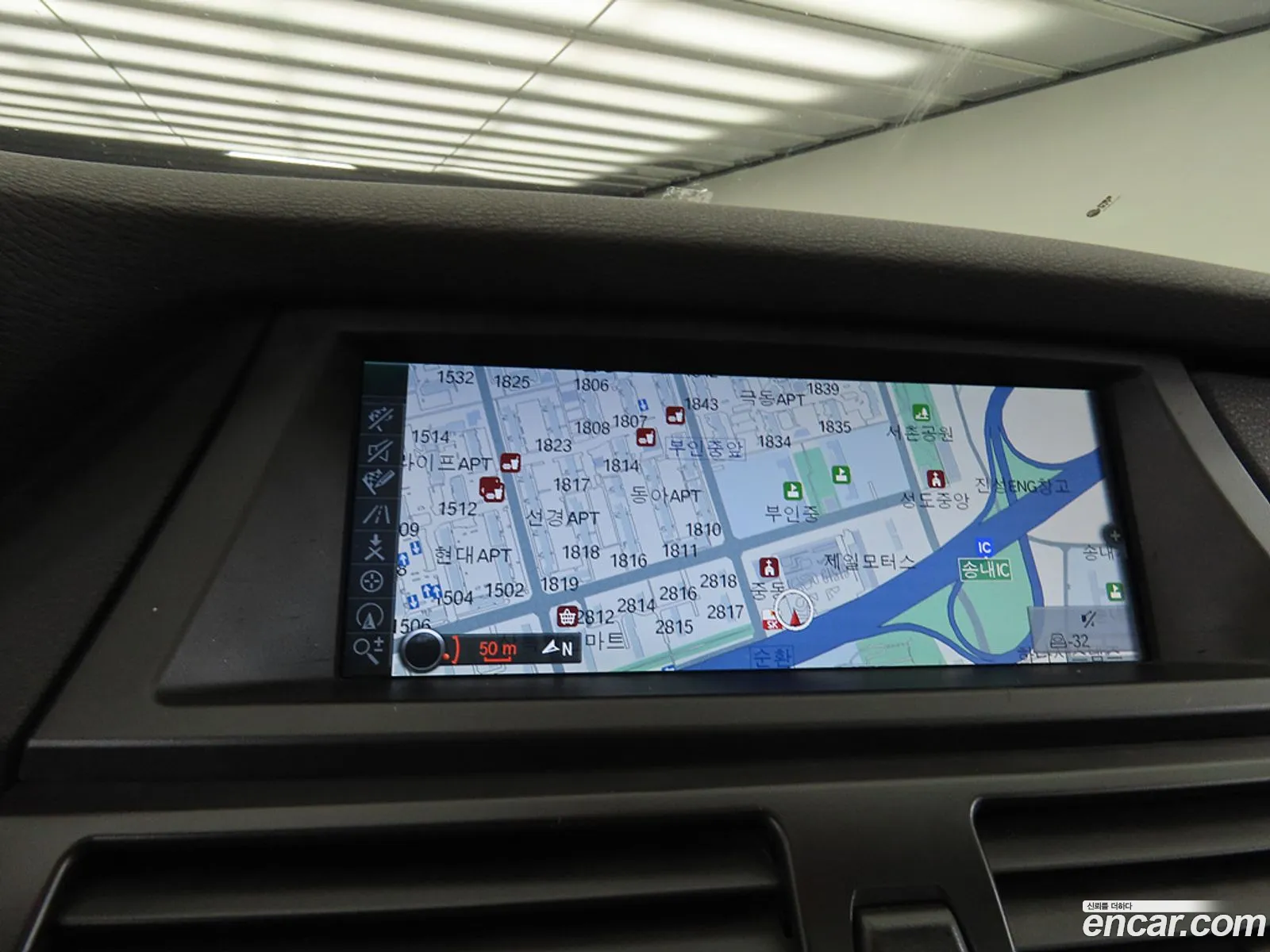 BMW X5 2010 — 14