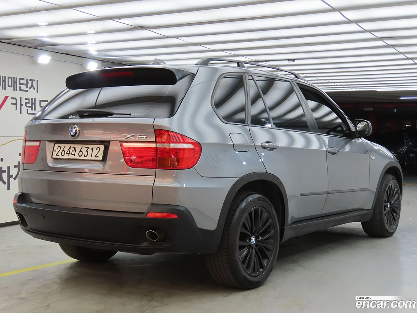 BMW X5 2010 — 10