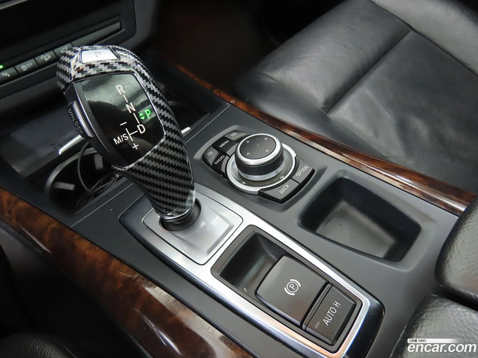 BMW X5 2010 — 19
