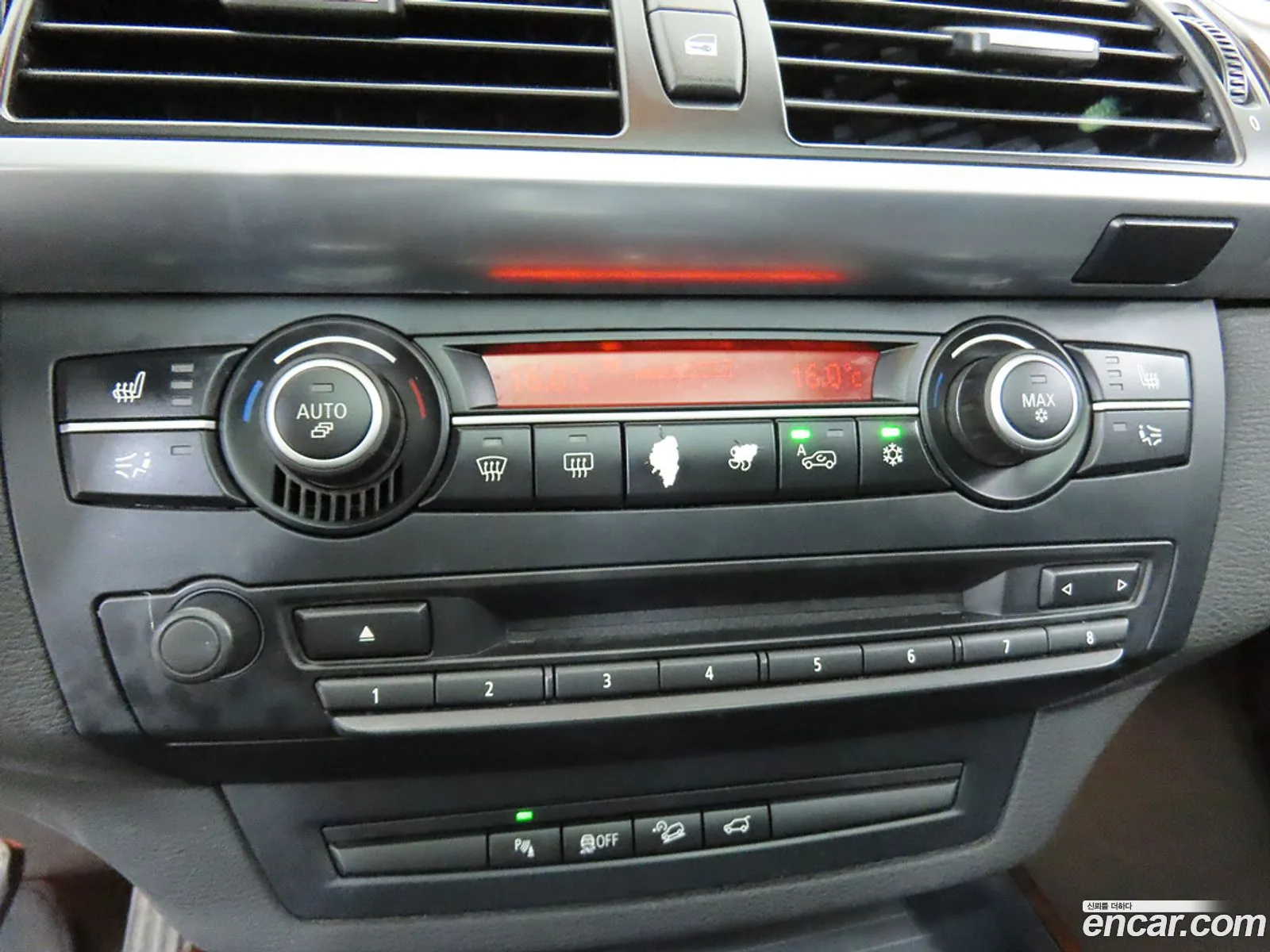 BMW X5 2010 — 11