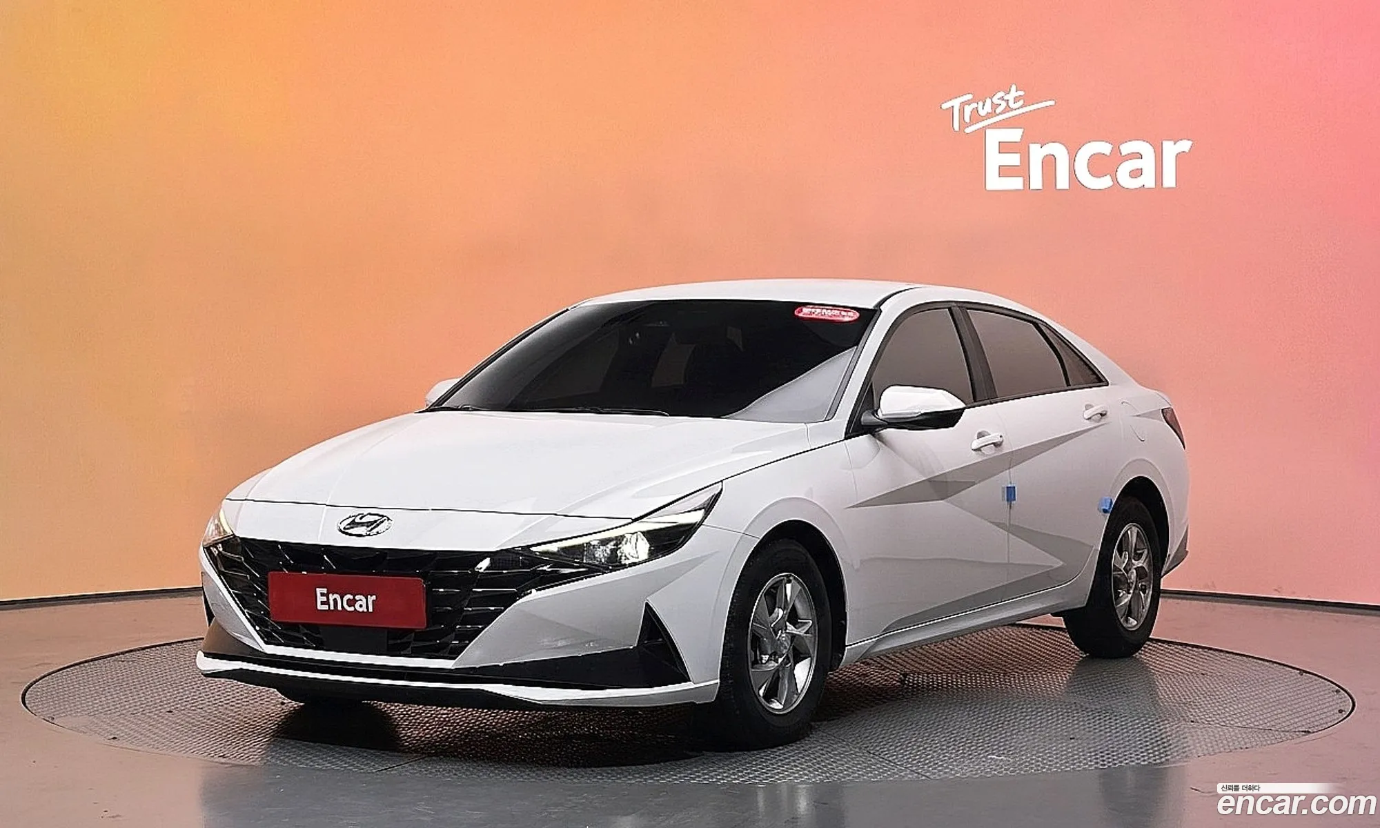 Hyundai Elantra 2020 — 16