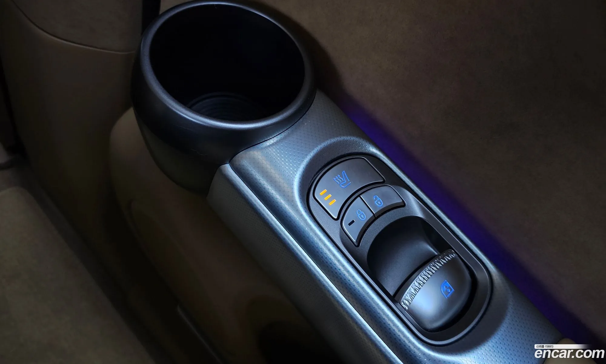 Genesis GV60 2022 — 30