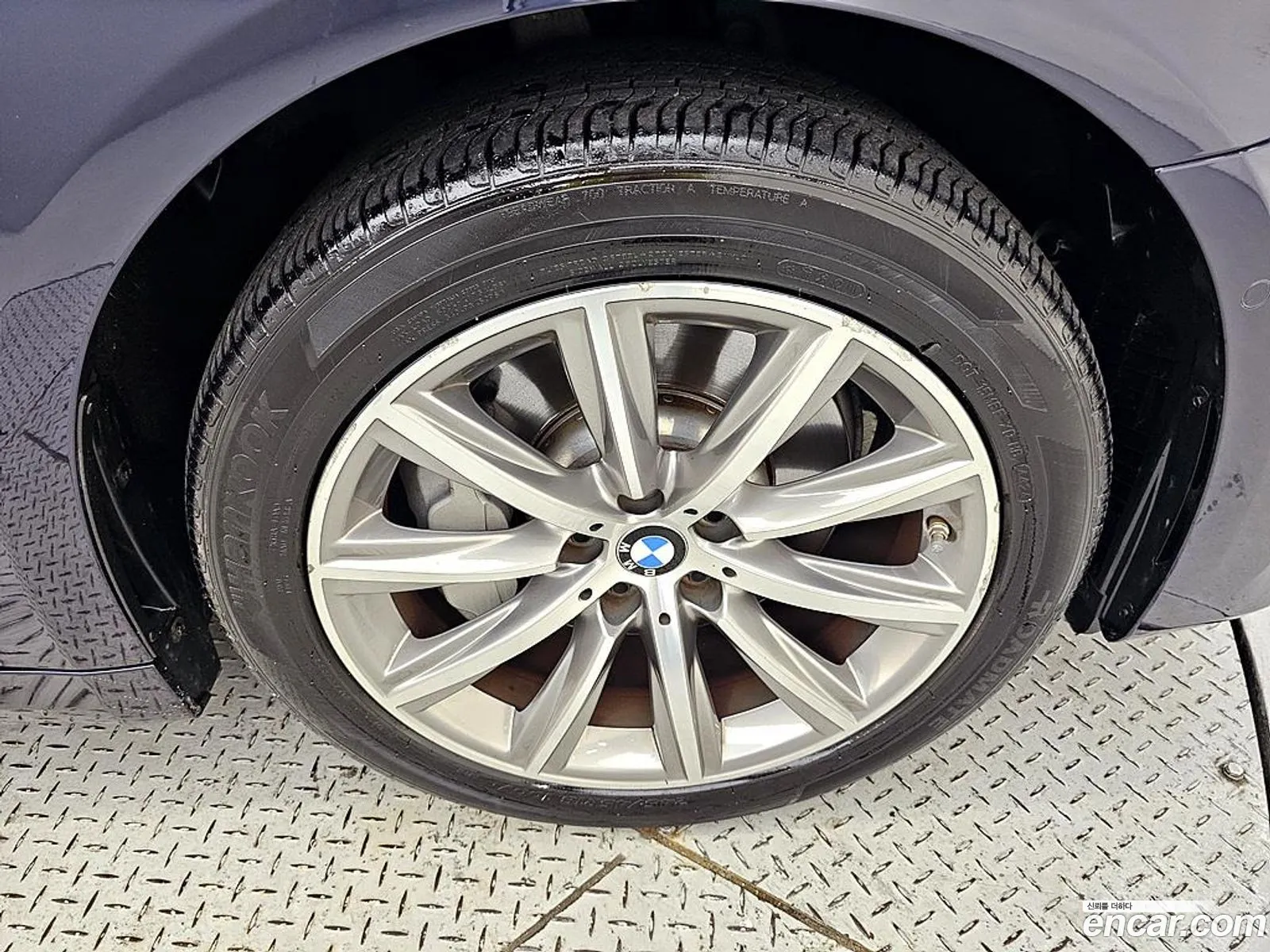 BMW 5 Series 2019 — 3