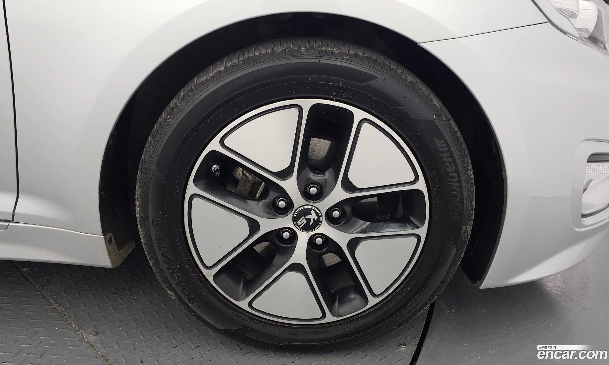 Kia K5 Hybrid 2012 — 2
