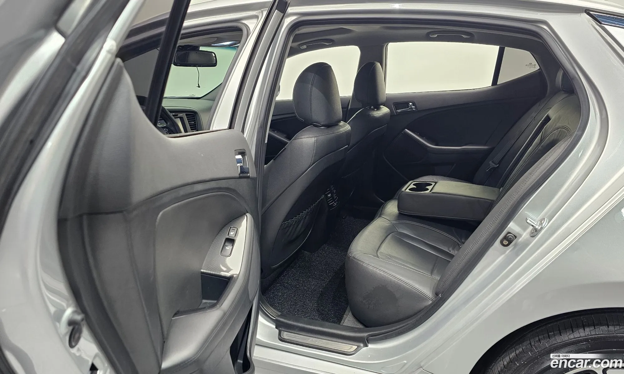 Kia K5 Hybrid 2012 — 13