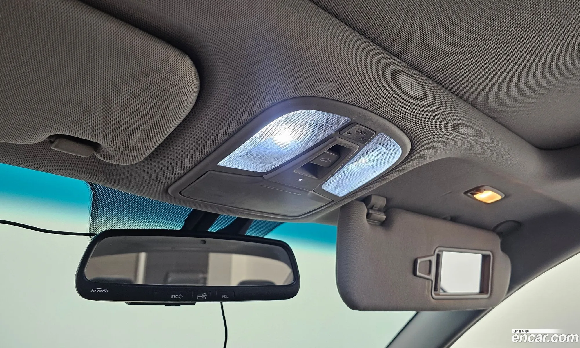 Kia K5 Hybrid 2012 — 21