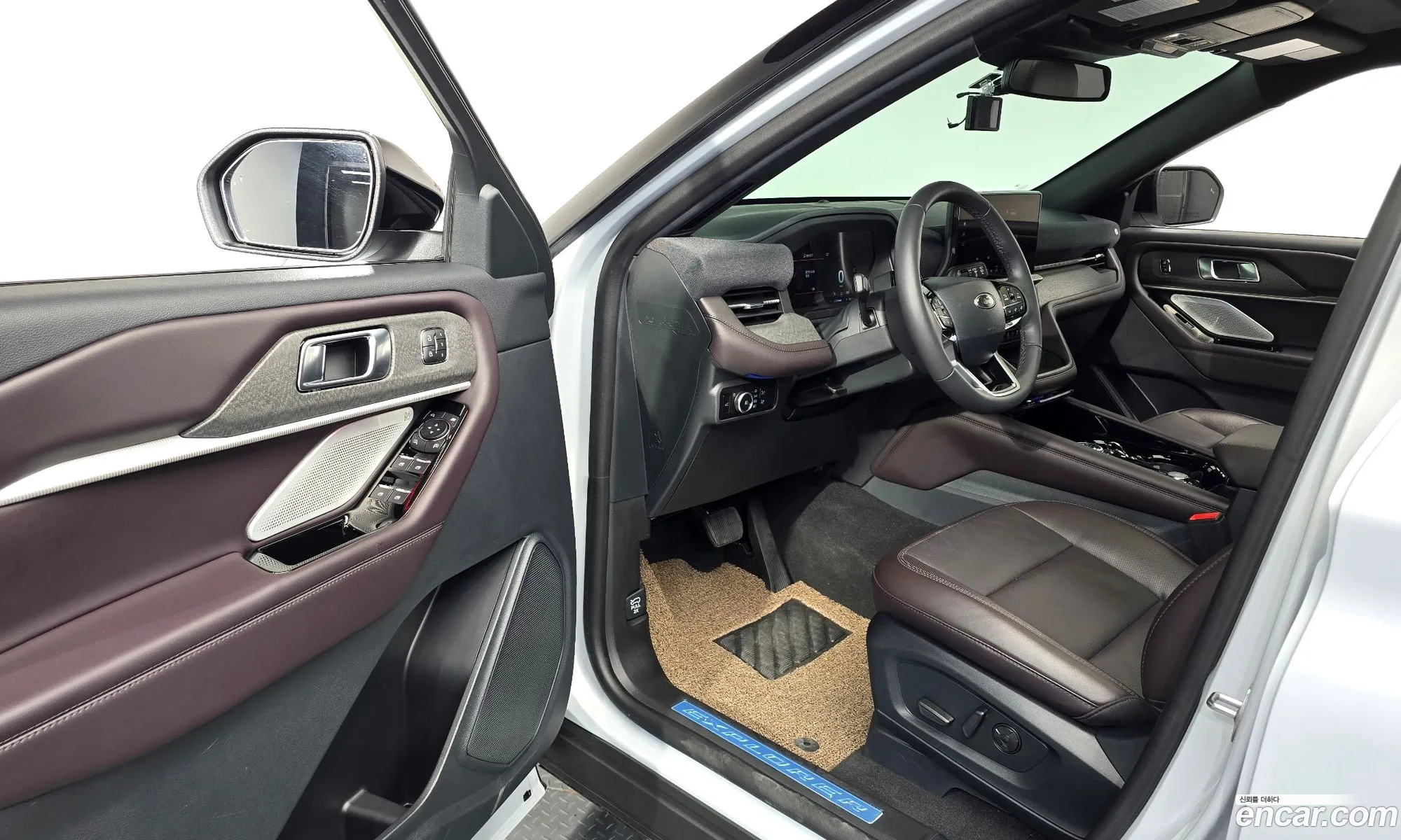 Ford Explorer 6th Gen 2025 1FMUK8HH6SGB82183 — 28