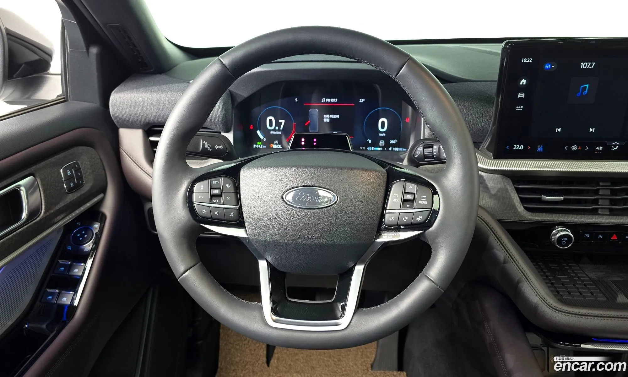 Ford Explorer 6th Gen 2025 1FMUK8HH6SGB82183 — 5