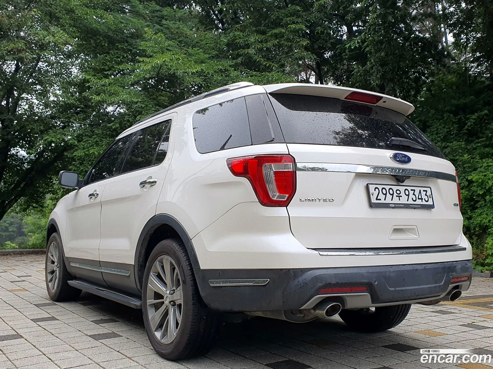 Ford Explorer 2018 — 2
