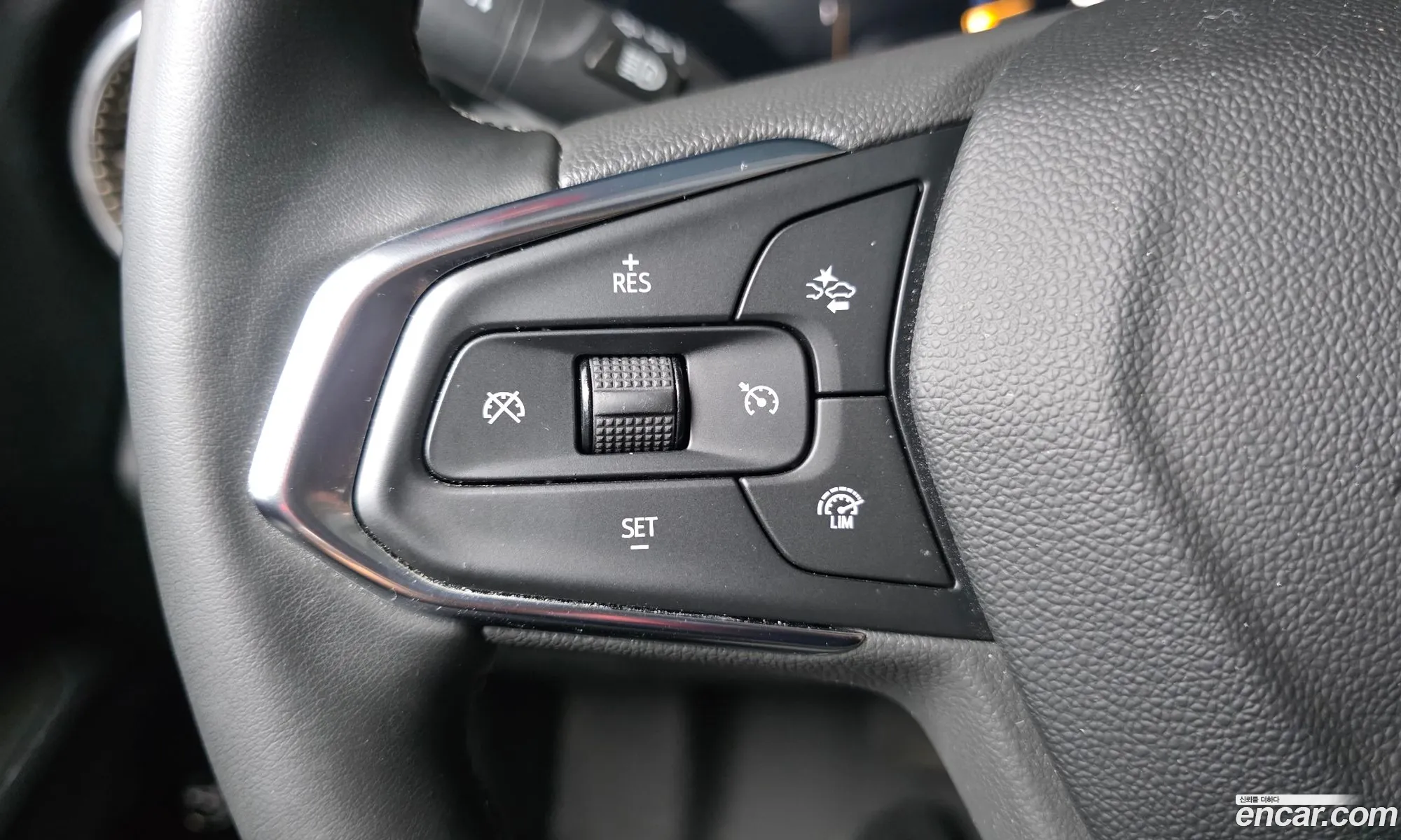 Chevrolet (GM Daewoo) Trax Crossover 2023 — 9
