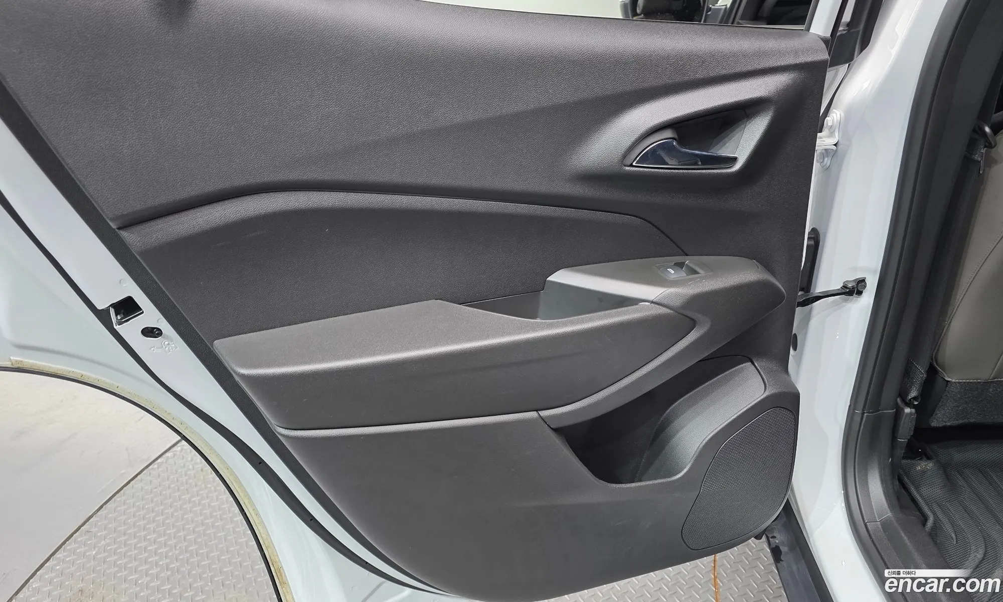 Chevrolet (GM Daewoo) Trax Crossover 2023 — 12