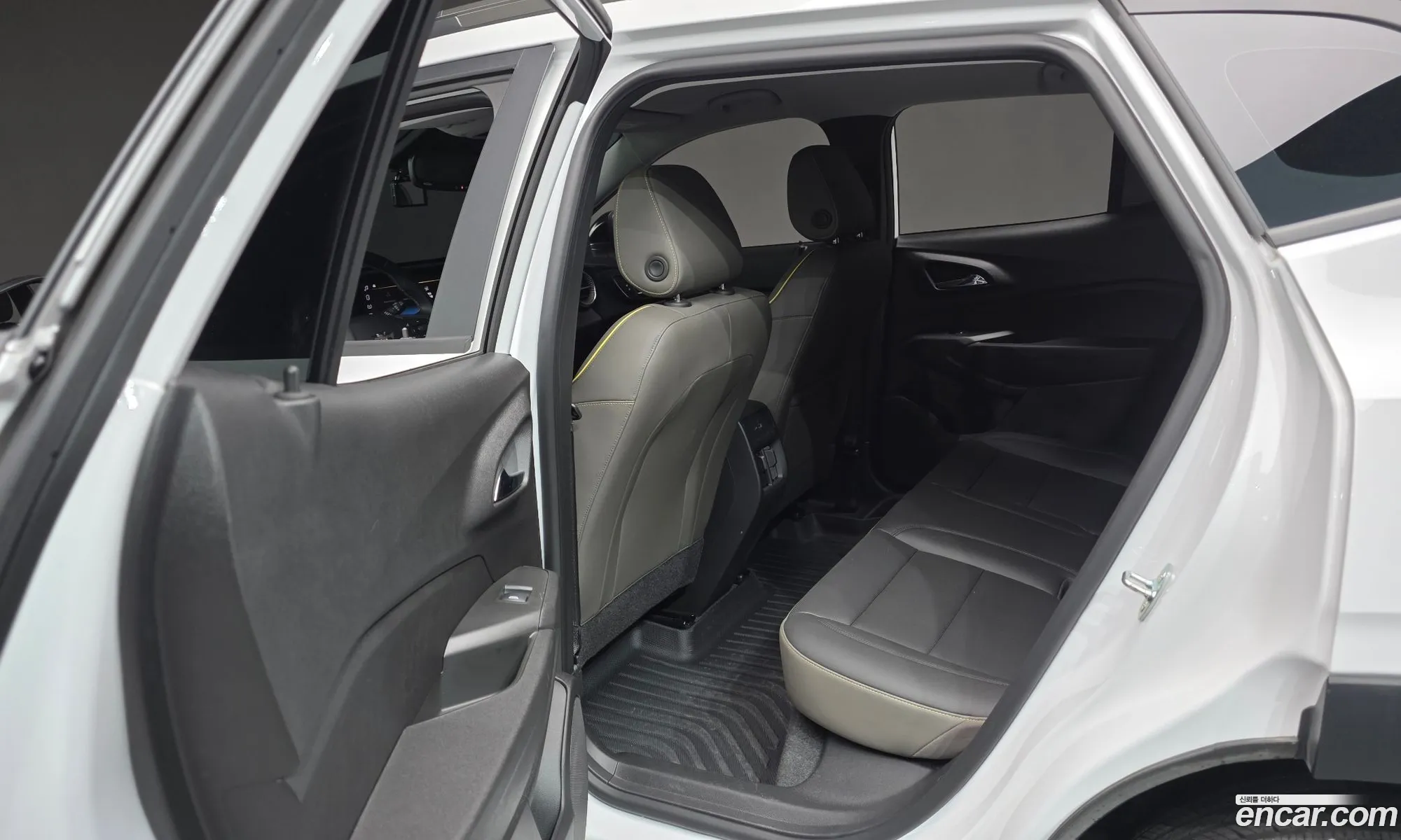 Chevrolet (GM Daewoo) Trax Crossover 2023 — 16