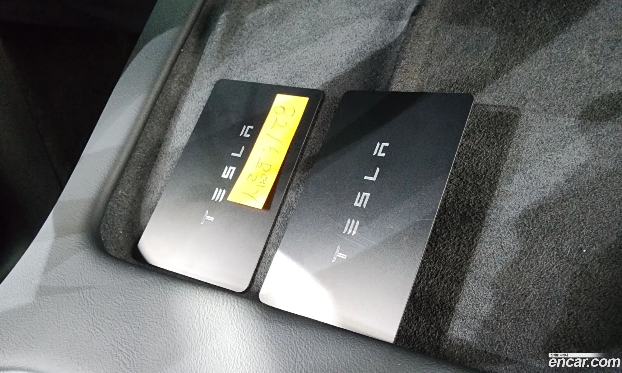Tesla Model Y 2025 — 34