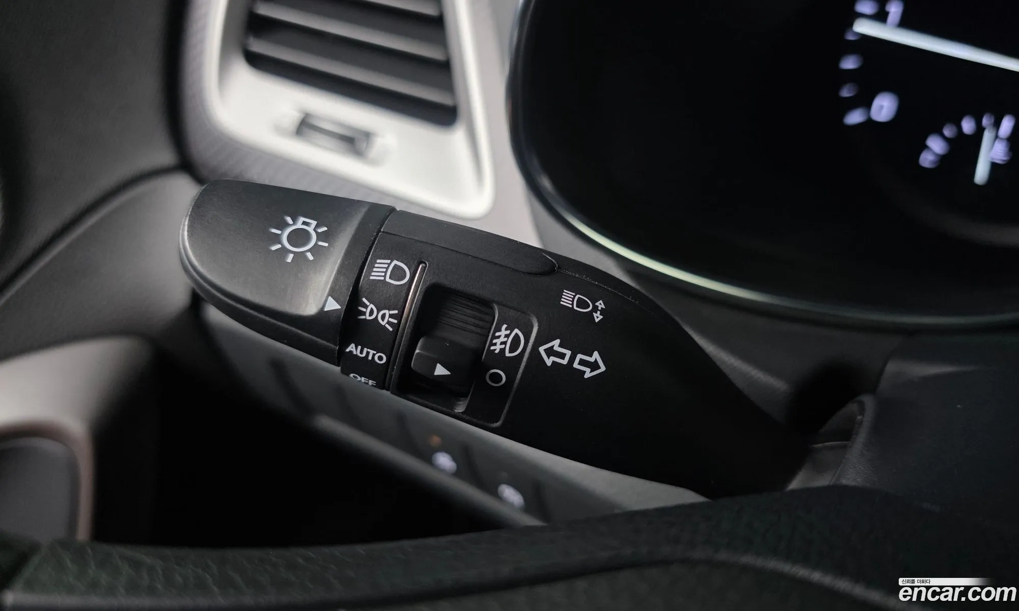 Hyundai Santa Fe the Prime 2017 — 28