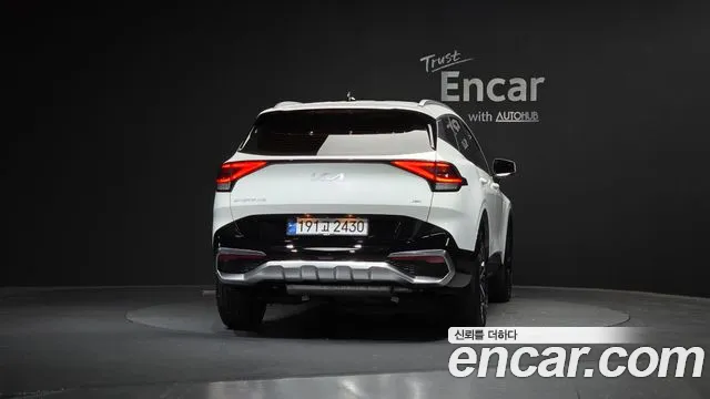 Kia Sportage Hybrid 2024 — 3