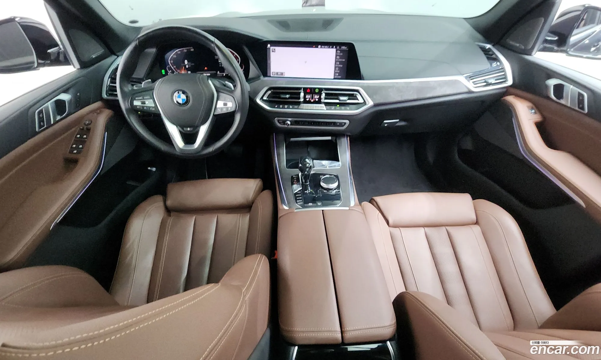BMW X5 2019 5UXCR6C51KLL27682 — 29