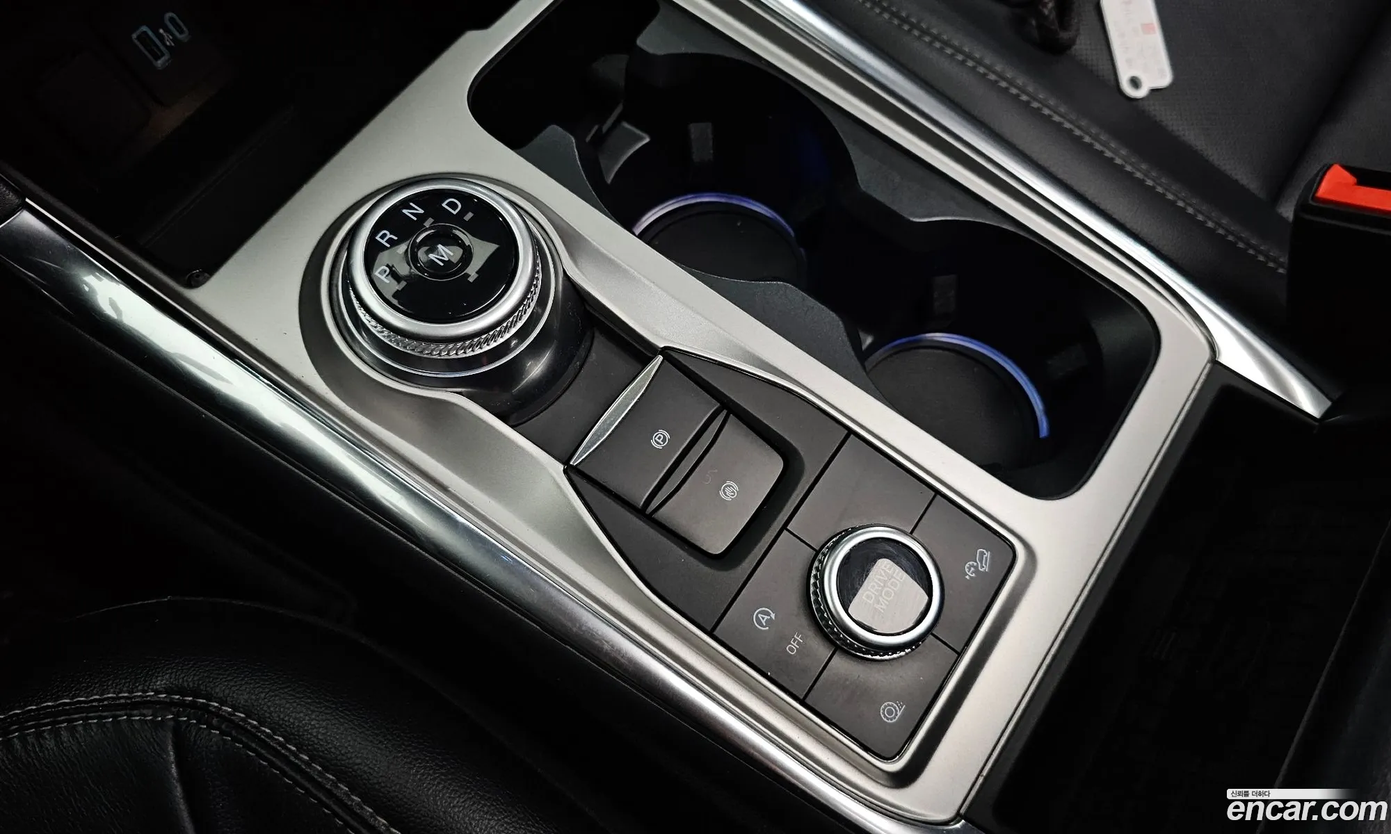 Ford Explorer 6th Gen 2020 1FMSK8FH6LGB88304 — 21