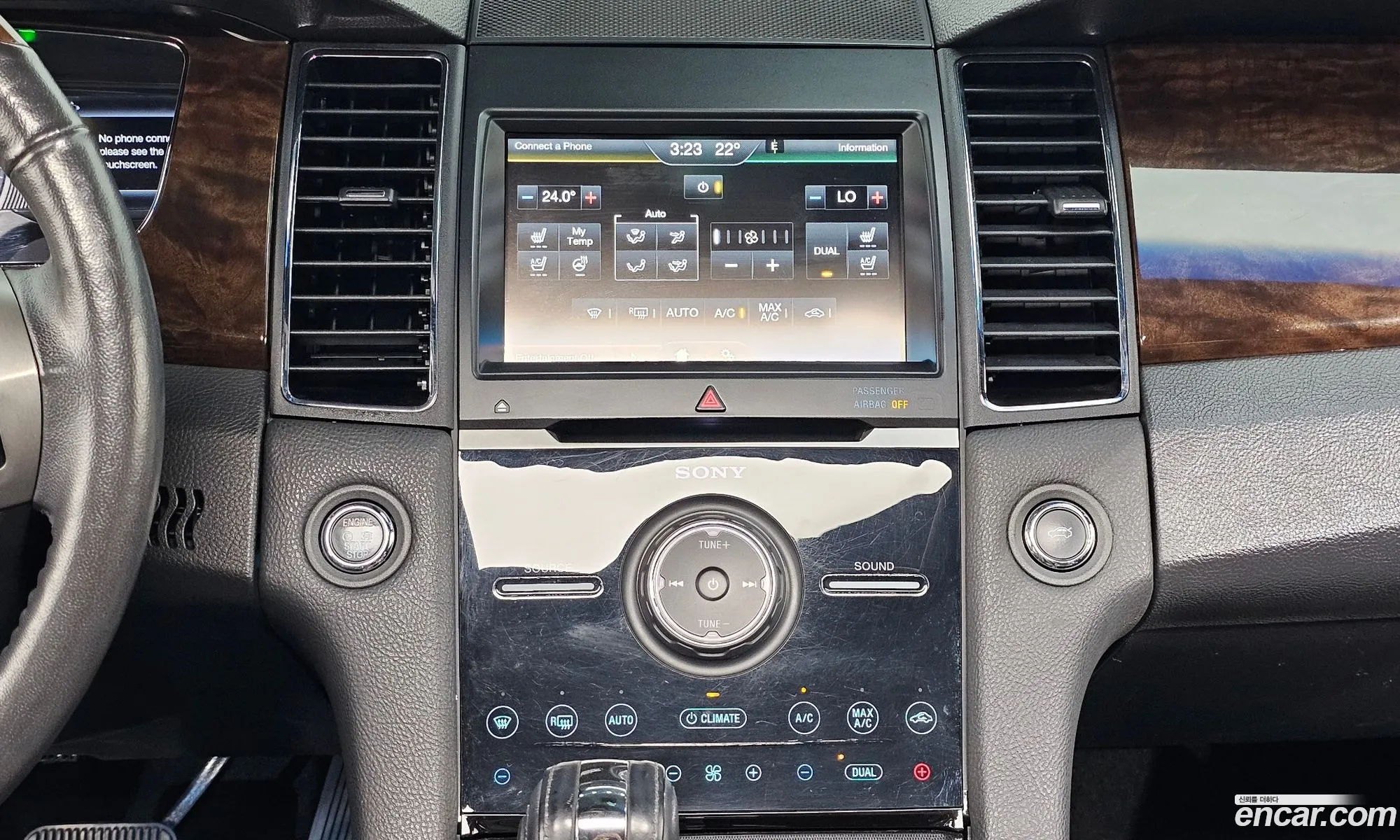 Ford Taurus 2016 1FAHP2F90GG137446 — 31
